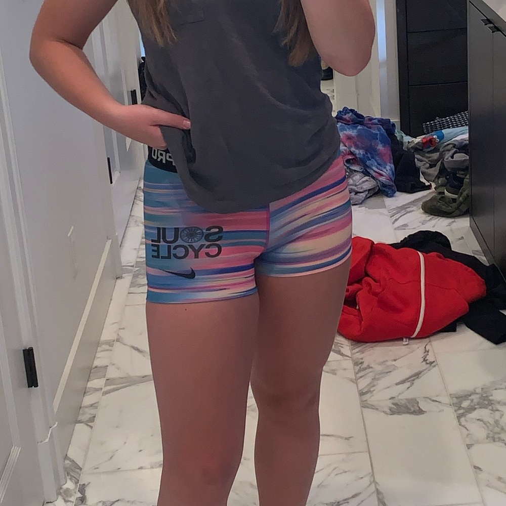 Soulcycle Nike pros